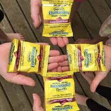 Mott’s Fruitsations Fruit Snacks 68×22g Assorted